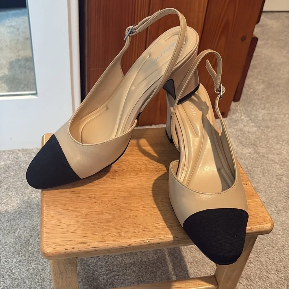 Chic Two-Tone Slingback Pumps (Never Worn) - Picture 1 of 5